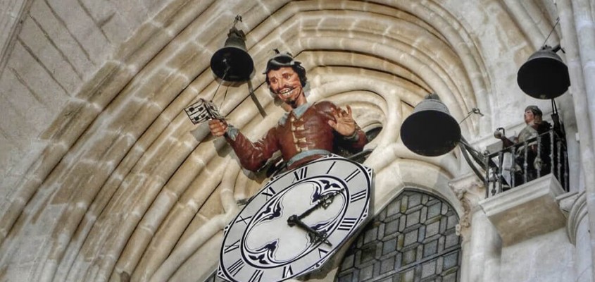 "Papamoscas" autômato na catedral de Burgos, Espanha