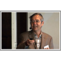 Dynamic prediction of survival with clinical and genomic data icon