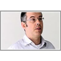 Socioeconomic Networks with Long-range Interactions icon