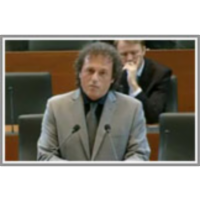 Zmagati s povezovanjem nasprotujočih si vrlin