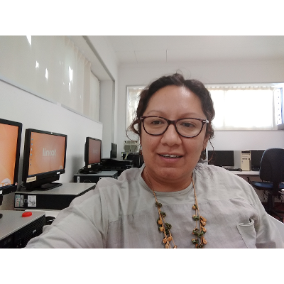 Paloma Valdivia-Vizarreta